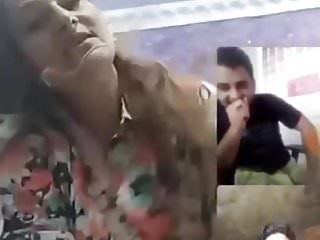 tita paquistaní atractiva